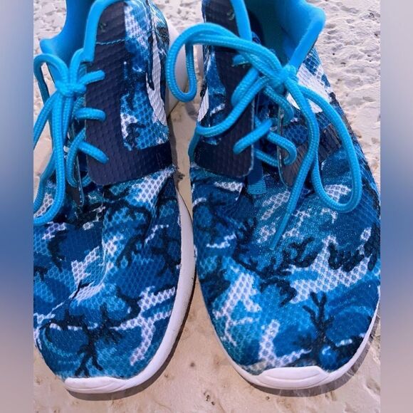 Nike Roshe - Picture 5 of 7